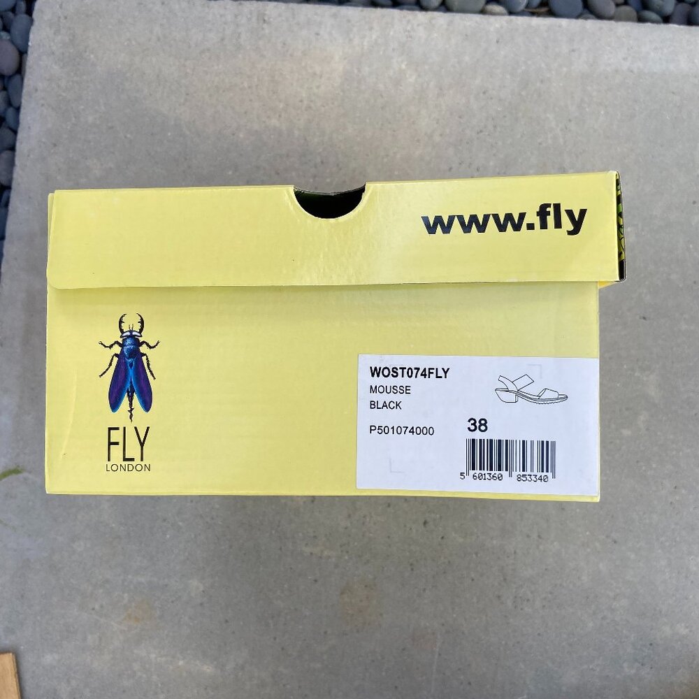 FLY LONDON Wost Black Sandals - Picture 2 of 7